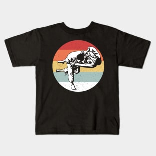 Judo Vintage 70s 80s Silhouette Distressed Kids T-Shirt